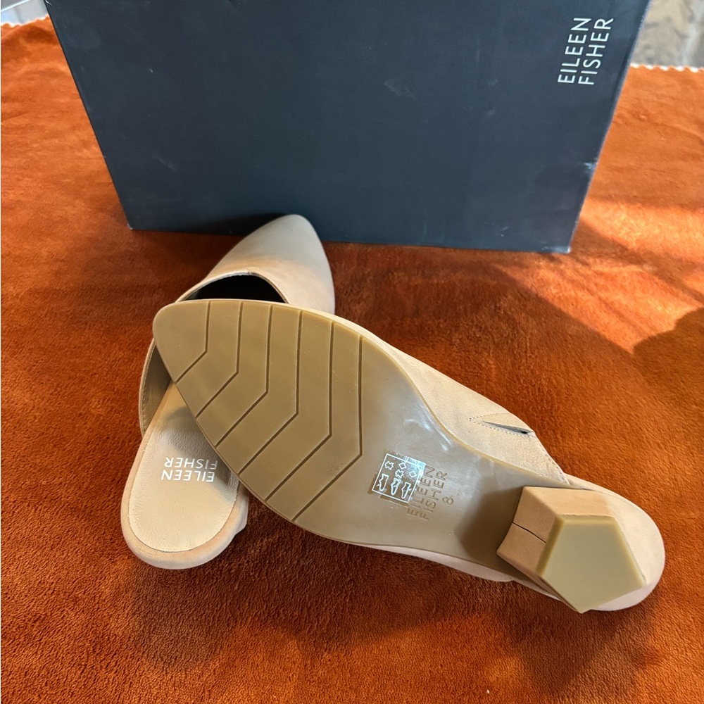 Eileen Fisher Women's Beige Mules - Picture 4 of 5
